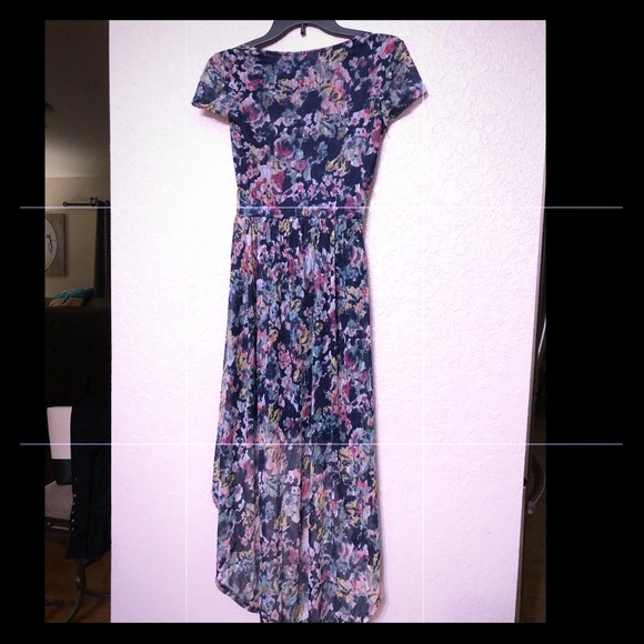 Xhilaration Dresses & Skirts - Women’s high low dress Xhilaration Dresses & Skirts - Women’s high low dress